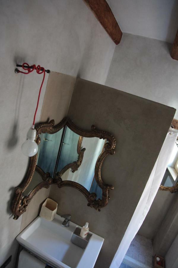 B&B Acaso Серралунґа-д'Альба Номер фото